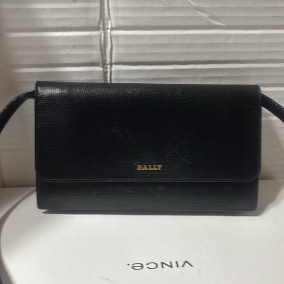 Bally of Switzerland calf leather pochette with EUC